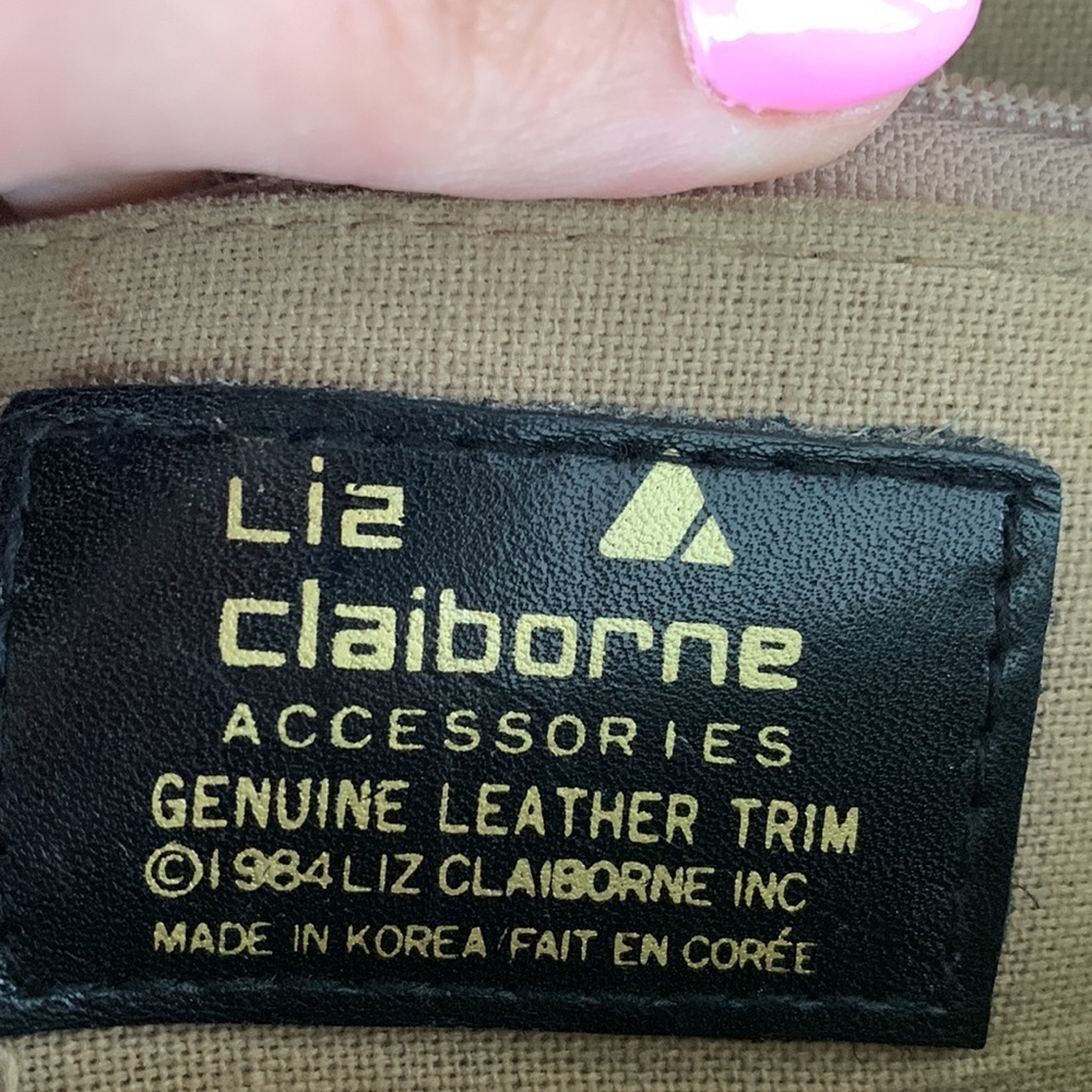 LIZ Claiborne Leather Vintage Triangle Logo Shoulder Purse Tan - Picture 5 of 7